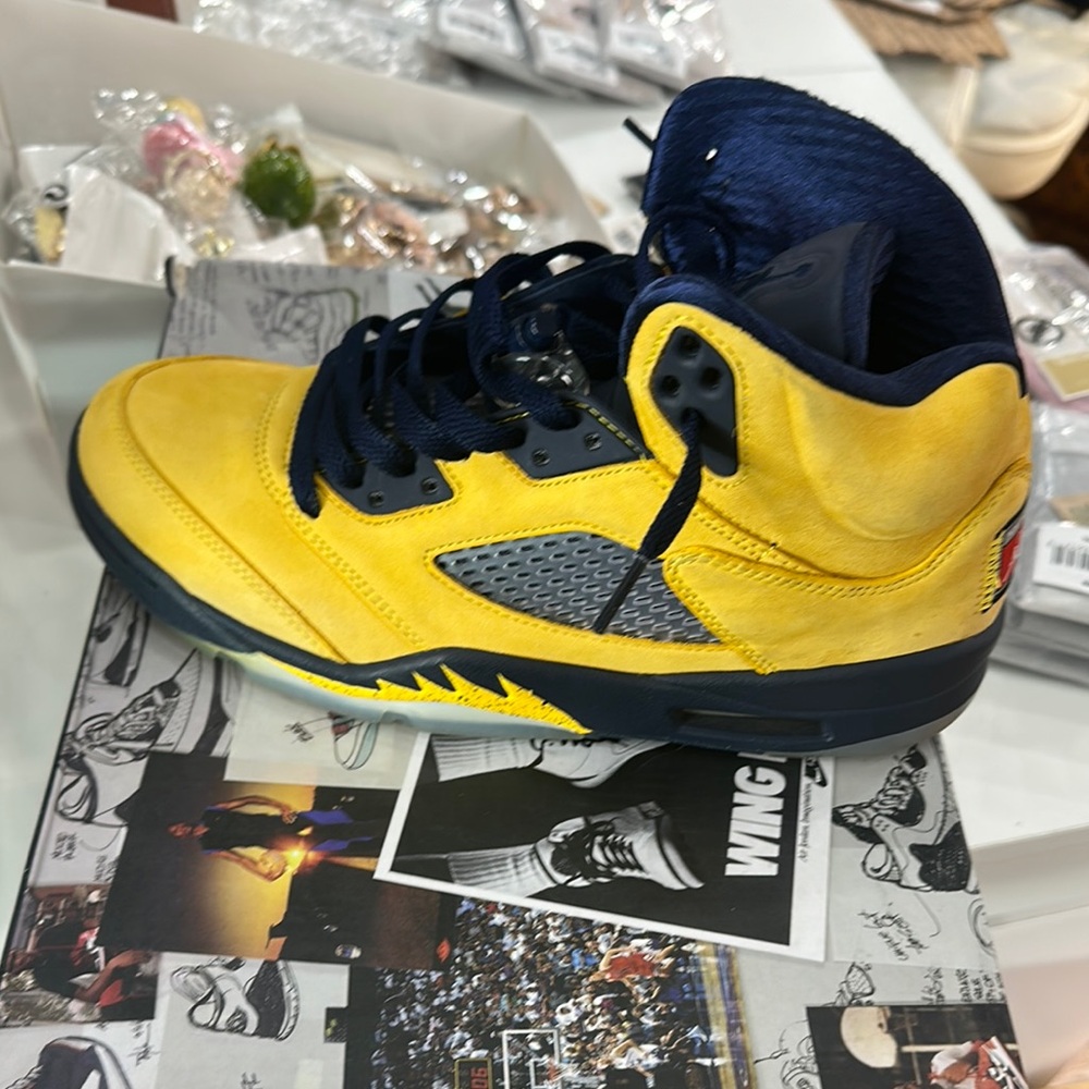 Air Jordan’s Retro SE size 8.5